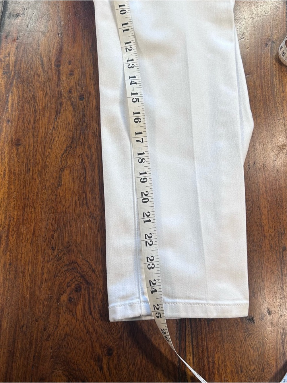 J. Jill authentic fit Slim Ankle Sz 10p in white; minimal, classic, effortless - Picture 8 of 8